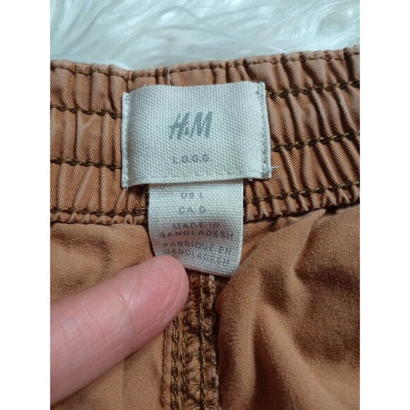 H&M Men Large Regular Fit Mid Length Pull On Drawstring Elastic Light Brown Shor - Picture 3 of 9